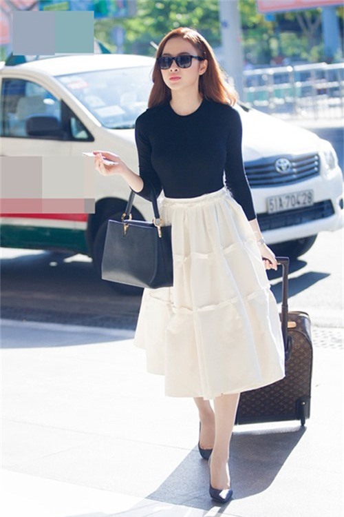 my-nhan-viet-bien-san-bay-thanh-san-catwalk-5