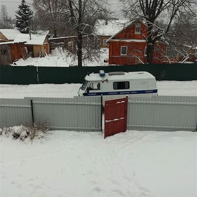 Bị gia đình ngăn cấm, cặp đôi Romeo và Juliet 15 tuổi livestream cảnh bắn cảnh sát rồi tự sát - Ảnh 2.