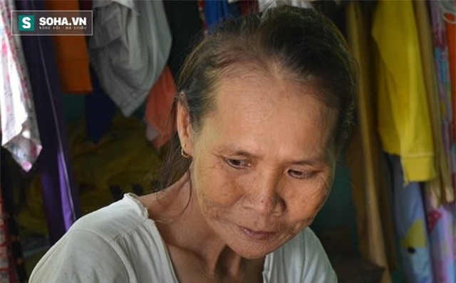 Quảng Nam: Người vợ hơn 30 năm không ngủ, chồng sợ hãi trốn đi