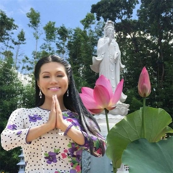 20161114101438-1411ngochuyen04-ngoisao.vn-w550-h550 3