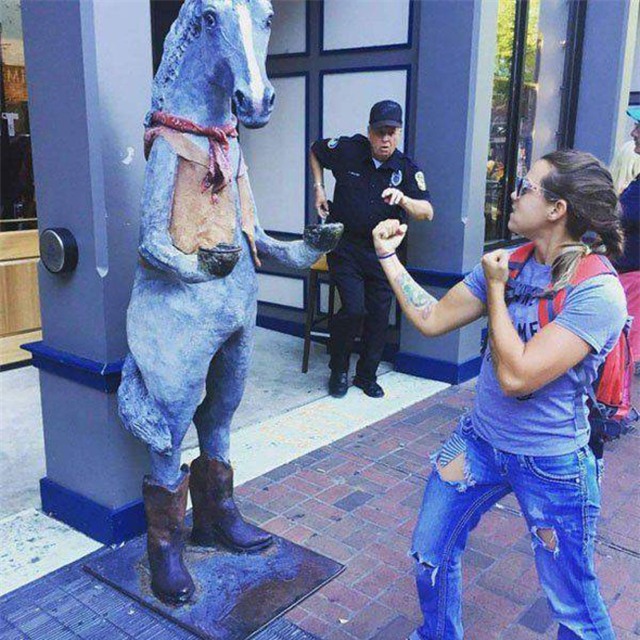 can loi voi nhung tinh huong "tro treu" trong doi hinh anh 14