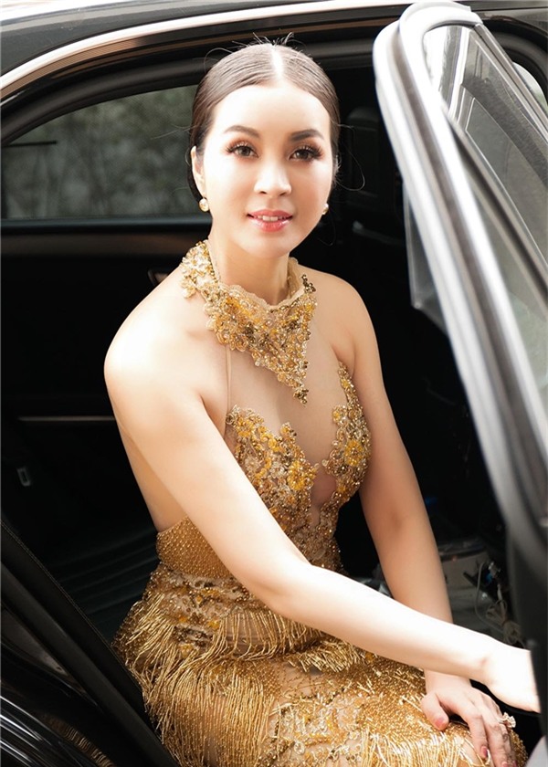 Ngỡ ngàng nhan sắc không tuổi của diễn viên Thanh Mai