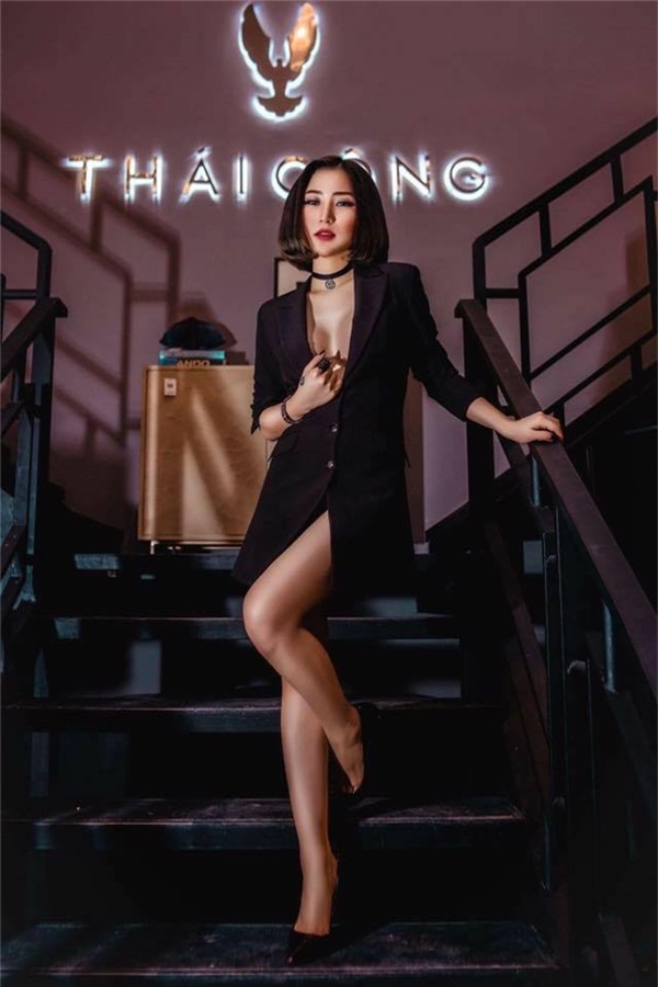 Hương Tràm ngày càng gợi cảm, thu hút đến khó tin