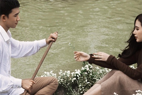 angela phuong trinh cung vo canh dam say, lang man tren thuyen tinh - 6