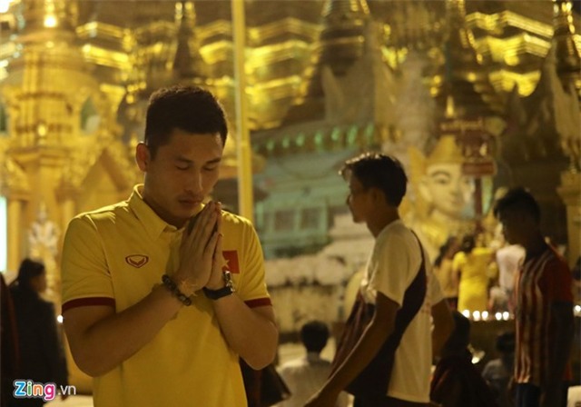 Tuyen Viet Nam tham chua Vang cua Myanmar cau binh an hinh anh 5