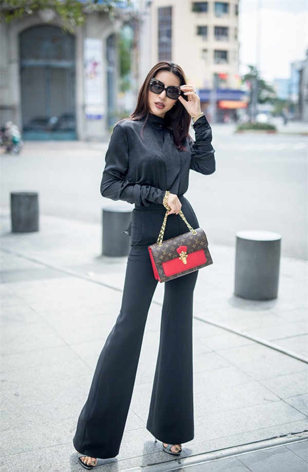 Lộ trang phục truyền thống của Khả Trang tại Hoa hậu Siêu quốc gia