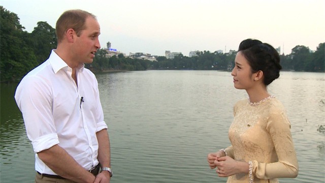 Xinh đẹp và nói tiếng Anh như gió - nữ MC trực tiếp giao lưu với Hoàng tử William là ai? - Ảnh 3.