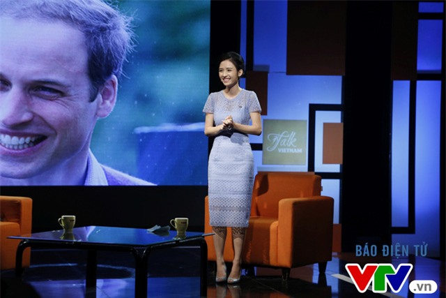 Xinh đẹp và nói tiếng Anh như gió - nữ MC trực tiếp giao lưu với Hoàng tử William là ai? - Ảnh 7.