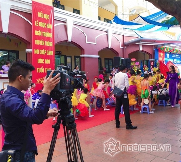 Bận trăm công nghìn việc, sao Việt ở nơi xa vẫn hướng về thầy cô và trường xưa ngày 20/11 1