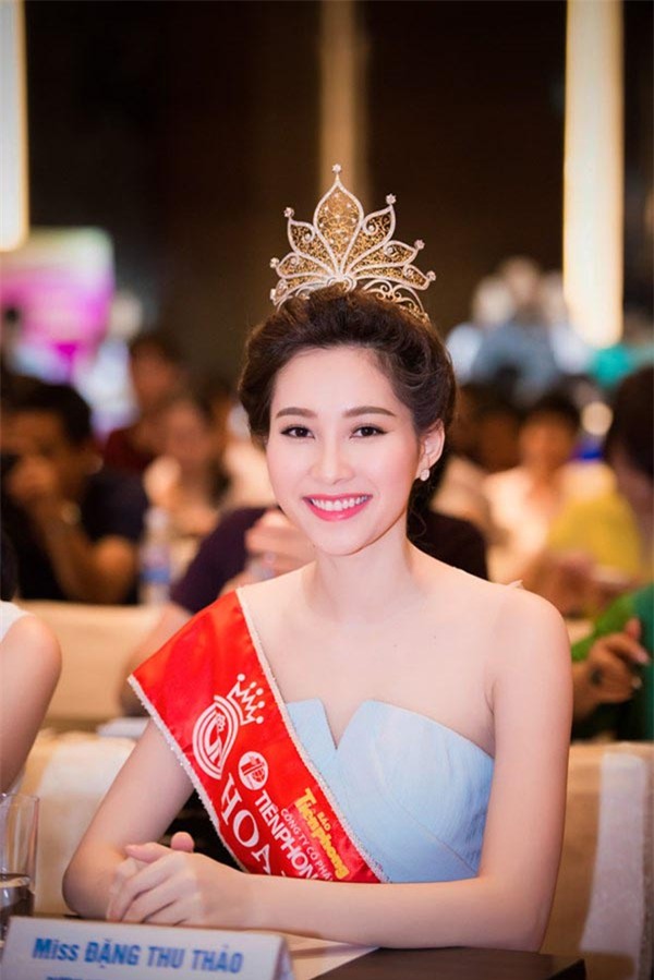 Đây chính là hoa hậu có nhiều bản sao nhất tại Việt Nam - Ảnh 1.