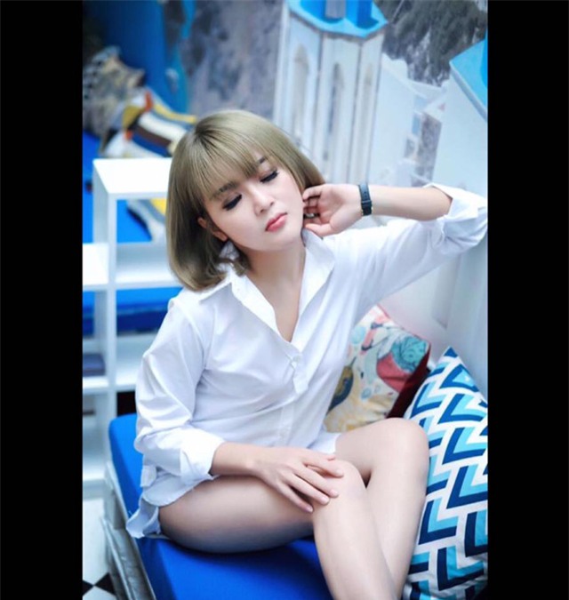 co giao tieu hoc xinh nhu bup be khien hoc sinh ngo ngan hinh anh 6