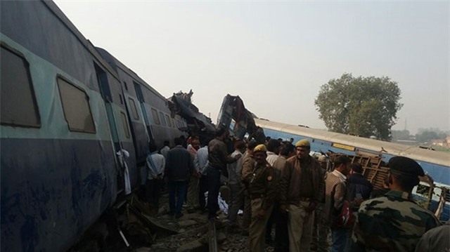 Hien truong vu tau hoa trat banh, hon 100 nguoi chet o An Do hinh anh 5