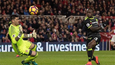 Nếu tinh tế hơn, Moses cũng có được ít nhất 1 bàn thắng ở trận này