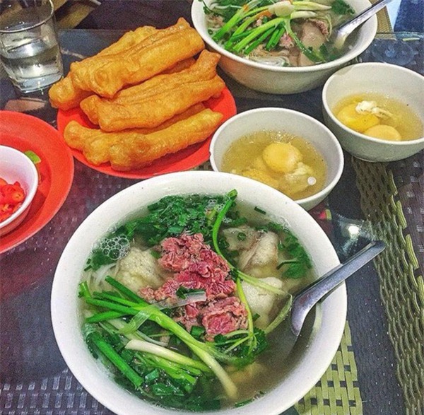 phở