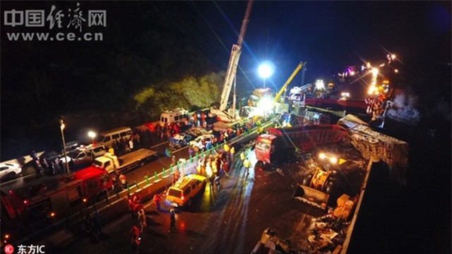 56 ôtô đâm liên hoàn ở Trung Quốc, 17 người chết - Ảnh 8.