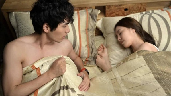 Anh chồng khốn khổ với cô vợ cứ thiếu