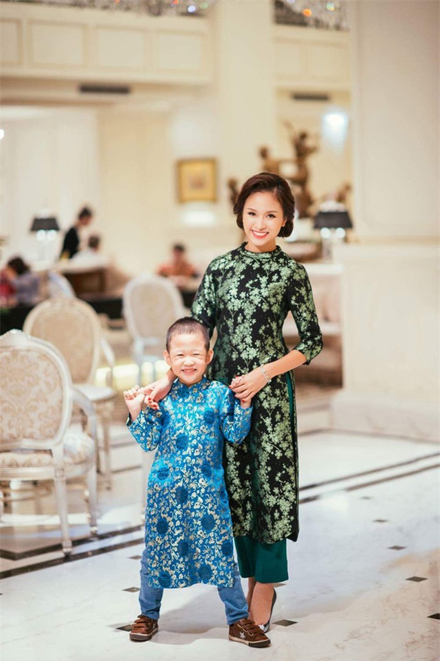 Cứ vui vẻ và hưởng thụ cuộc sống thế này, ai mà không sốc khi biết được bệnh tình của Vân Hugo - Ảnh 13.