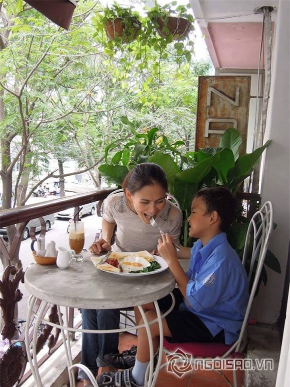 Huy Khánh và vợ cũ  3