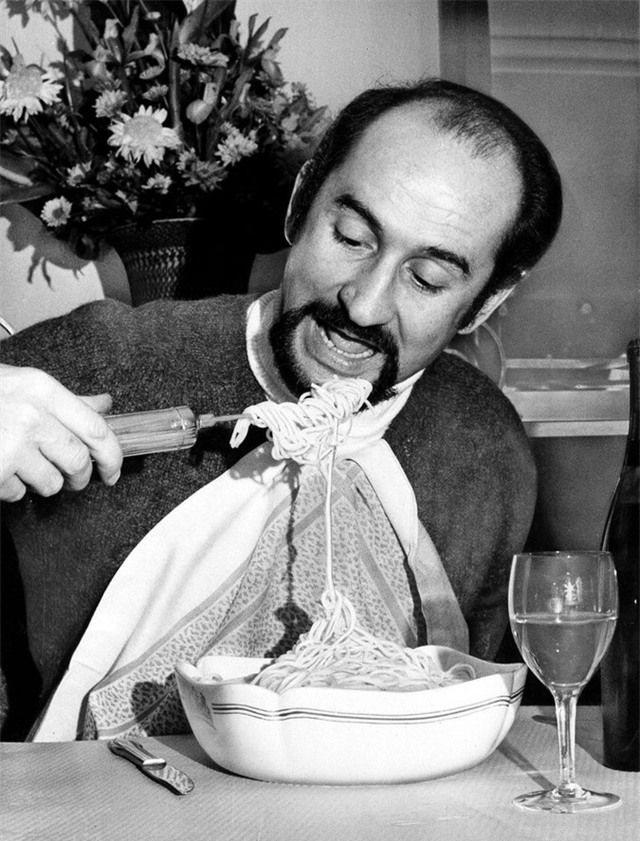 Máy cuốn mì spaghetti