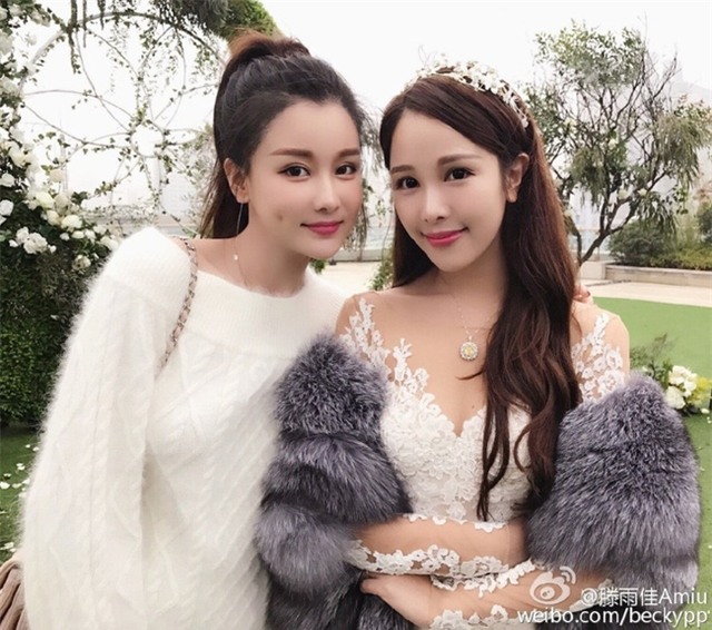 Đám cưới ngôn tình của hot girl đẹp nhất Trung Quốc khiến nhiều người choáng ngợp - Ảnh 20.