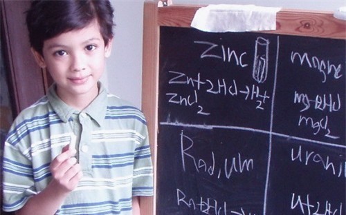 Những thần đồng nổi tiếng thế giới - Ảnh 3.