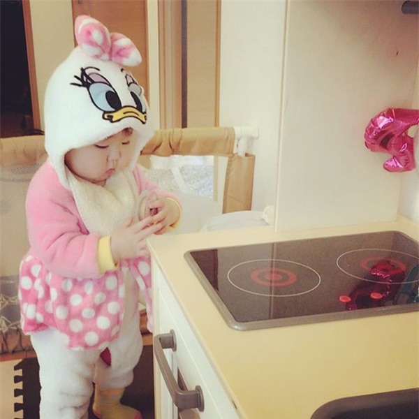 Co-be-Nhat-mum-mim-an-nhu-thuong-luong-3