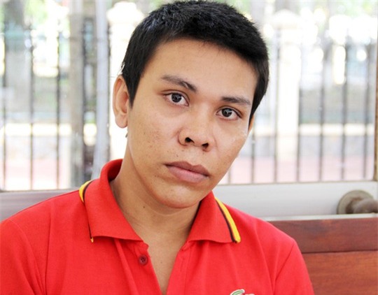 sau chau nhau, ga trai lam bay voi be gai 6 tuoi - 1