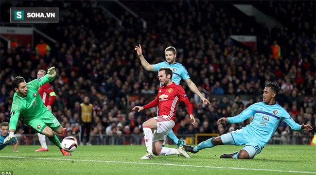 Đây mới chính là Man United mà người ta đã từng biết đến...-10