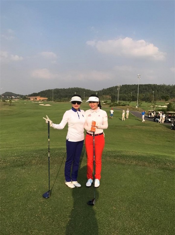 Vợ đại gia kim cương lên tiếng 4