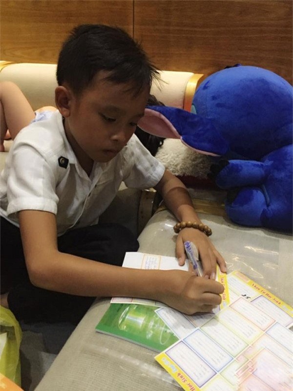 Mức học phí khác biệt của Hồ Văn Cường và Phương Mỹ Chi - 6