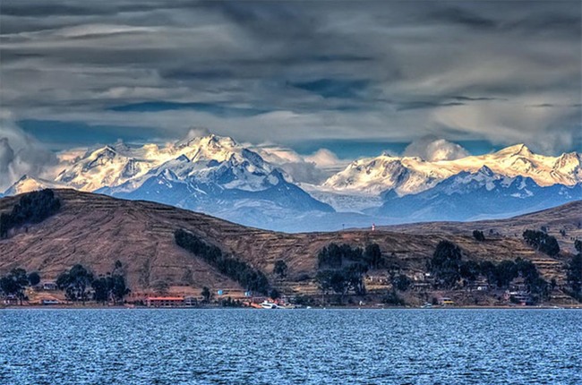 phat hien cong trinh 1.500 nam tuoi duoi day ho cao nhat tren trai dat hinh anh 2