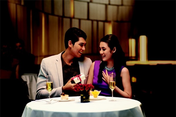 Thời nay, đàn ông tốt là đàn ông… để vợ đứng tên ô tô!