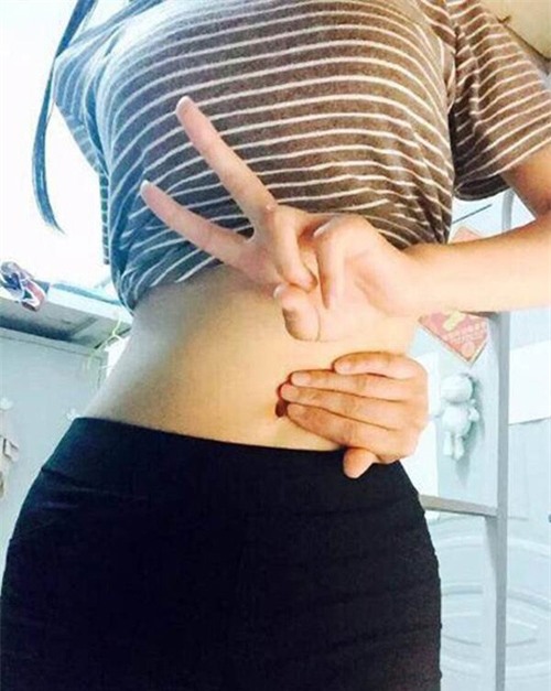 do mat voi nhung trao luu sexy den