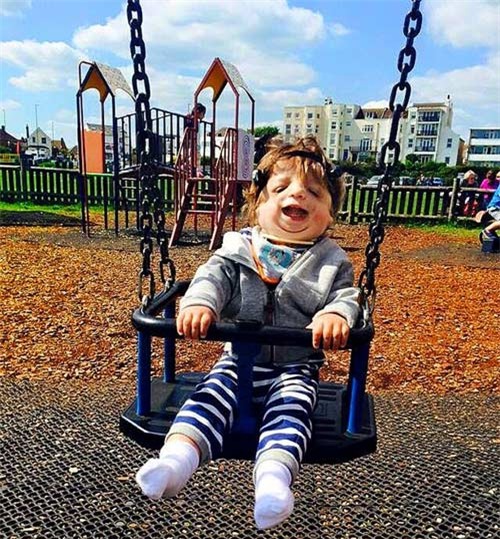 khong sieu am 4d vi muon bat ngo, bo me ‘chet dung’ khi sinh con di dang the nay - 9