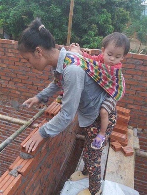 cuoc song muu sinh cua nhung em nho rong ruoi tren lung me - 1
