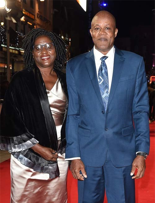 Usain Bolt ra mắt phim, "rừng" sao VIP, vũ công nóng bỏng tề tựu - 2