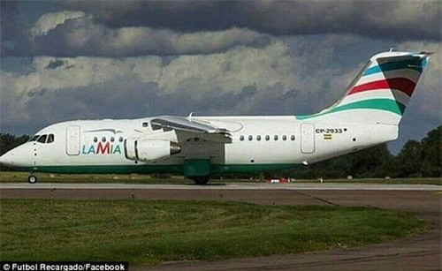 giay phut may bay cho doi bong brazil bien mat khoi man hinh radar - 10