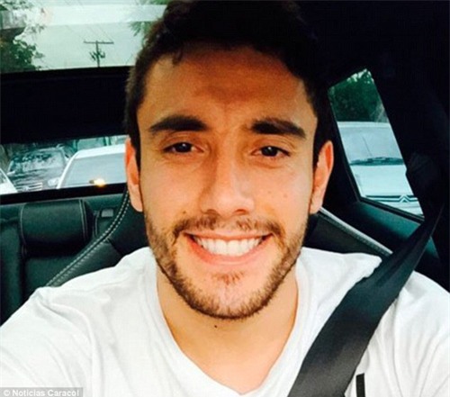 giay phut may bay cho doi bong brazil bien mat khoi man hinh radar - 11