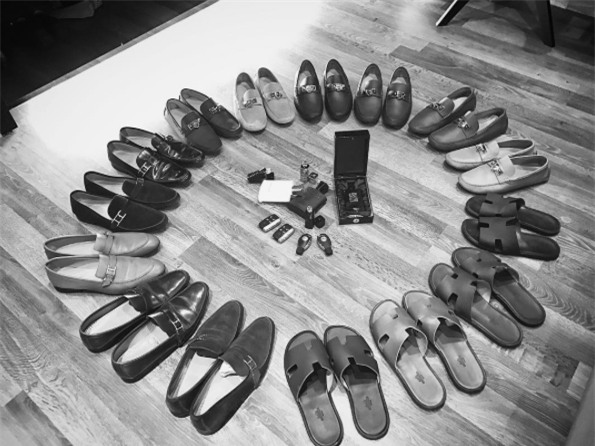 Bạn trai vừa công khai với Á hậu Tú Anh là ai và giàu có đến nhường nào? - Ảnh 17.