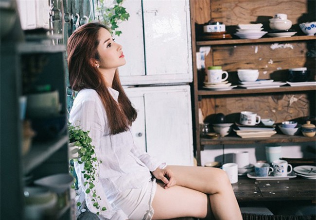 ai cung phai nhin vi vo cu phan thanh binh qua "nong" noi dong nguoi hinh anh 17