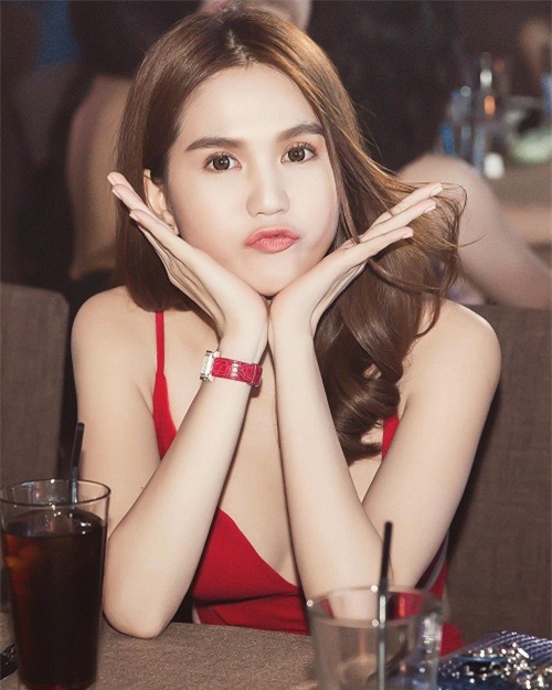 dien ao hai day xe sau, ai ngay tho va quyen ru bang ngoc trinh? hinh anh 3