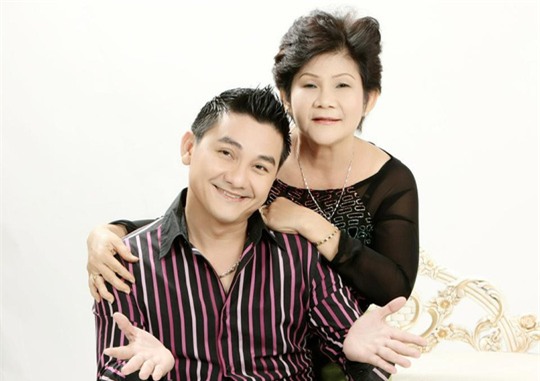 Bất ngờ trước mẹ trẻ đẹp của các danh hài Việt nổi tiếng 1