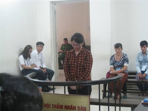nuoc mat luat su va ban an luong tam giay vo nguoi me bi xem la “ho du” - 1