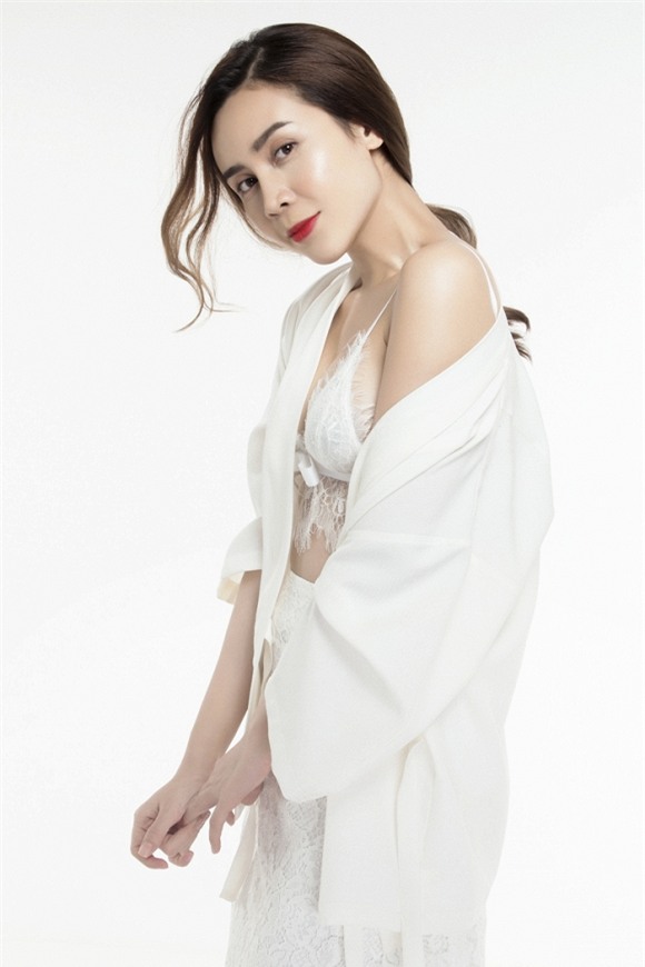 Lưu Hương Giang phẫu thuật thẩm mỹ 1