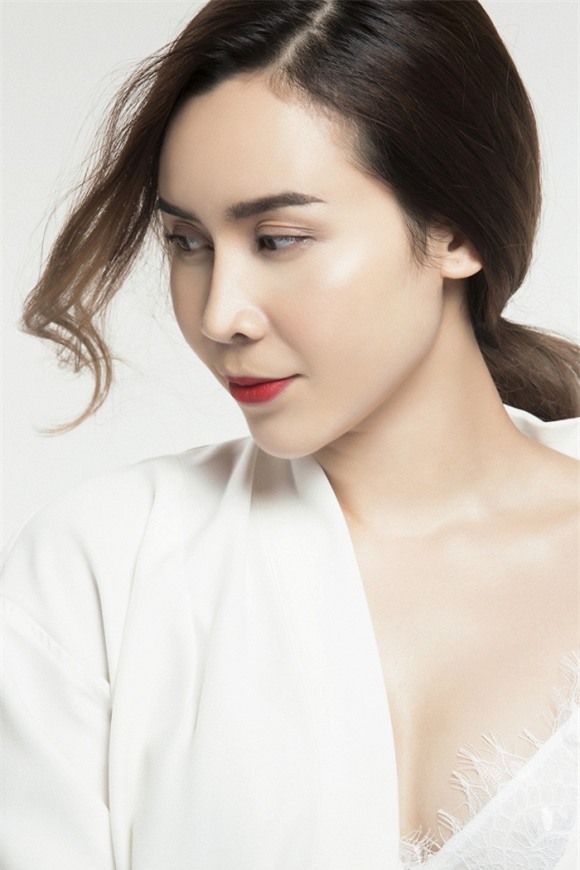 Lưu Hương Giang phẫu thuật thẩm mỹ 2