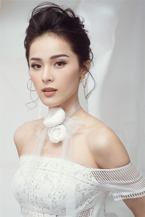 nguoi tinh cuong do la gay thuong nho khi mac vay trang tinh khoi - 9