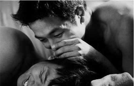 'Tự thú' rùng mình của một trai bao