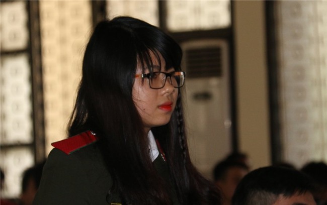 “Em phải học thế nào để lương khởi điểm 2.000 USD/ tháng?”