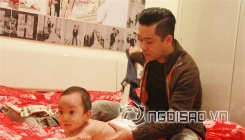 Những khoảnh khắc Tuấn Hưng chăm con  2