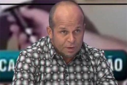 loi tien tri dang so 8 thang truoc ve tham kich roi may bay cho doi bong brazil - 1